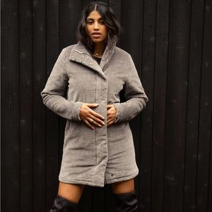 BNWT- SARIN CORD JACKET - POPPY size L